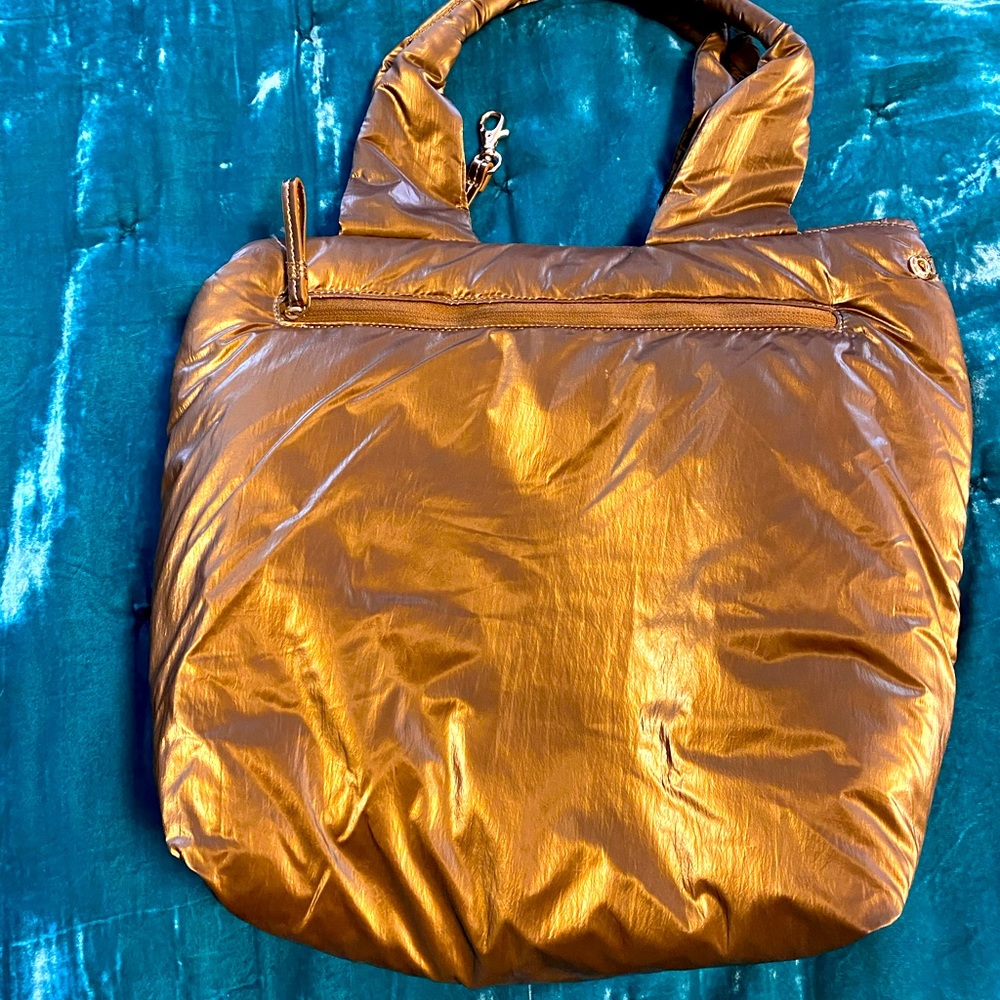 Caraa sport tote